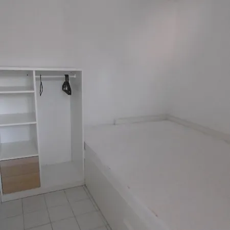 Holiday home 6 Pers Avec Piscine, Acces Direct & Proximite Commerces A - Fr-1-796-69 Gruissan