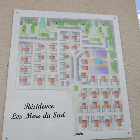 Holiday home 6 Pers Avec Piscine, Acces Direct & Proximite Commerces A - Fr-1-796-69 *